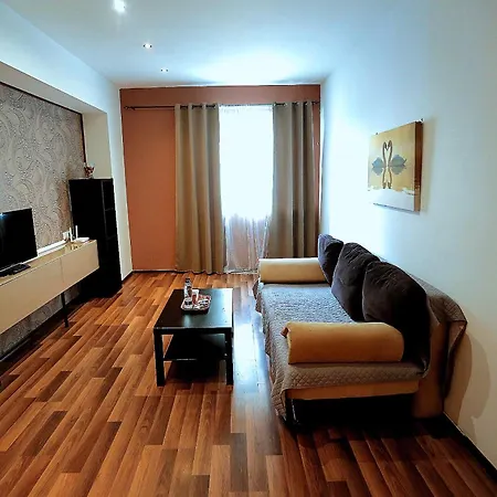 Excellence House Apartment *
